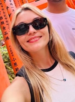 Manuela Mateos